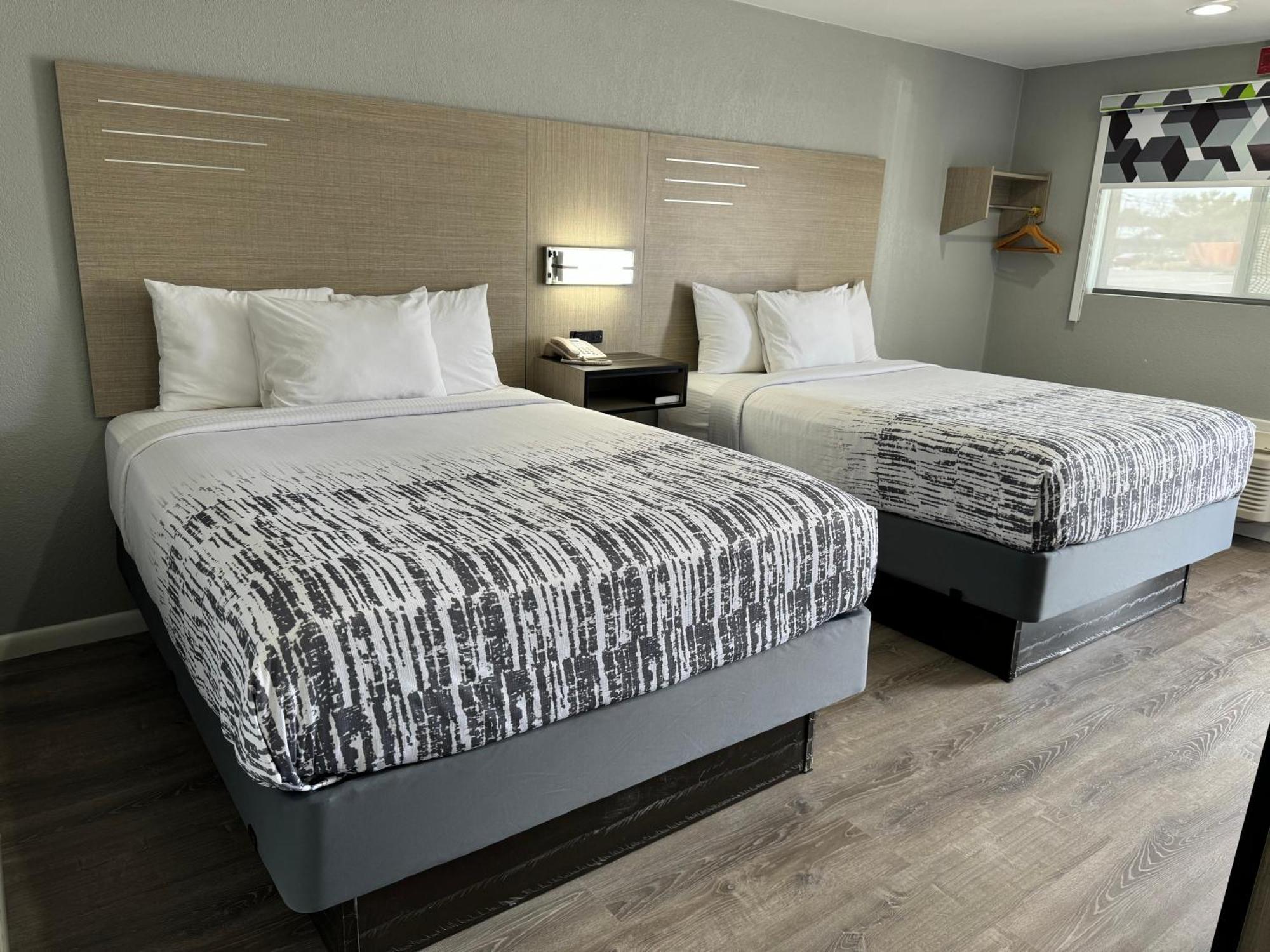 Copper Manor Motel ซิลเวอร์ซิตี้ ภายนอก รูปภาพ