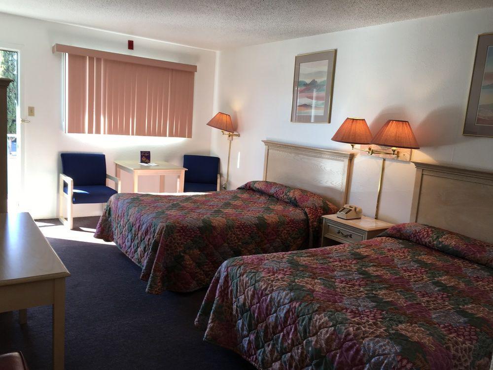 Copper Manor Motel ซิลเวอร์ซิตี้ ภายนอก รูปภาพ
