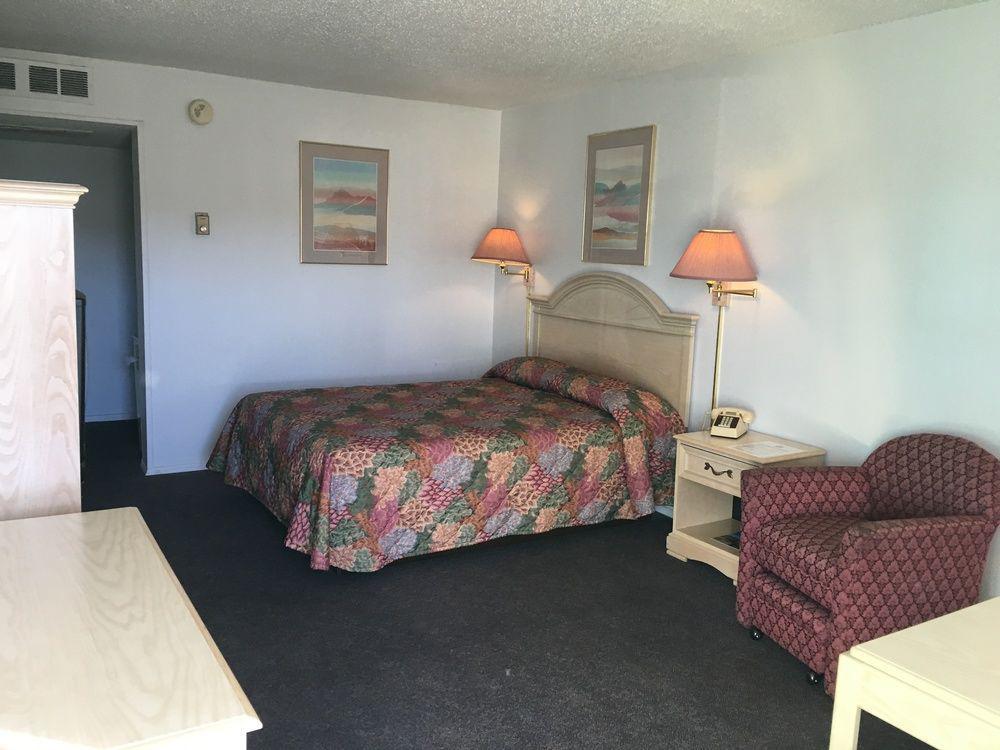 Copper Manor Motel ซิลเวอร์ซิตี้ ภายนอก รูปภาพ