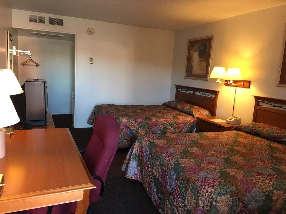 Copper Manor Motel ซิลเวอร์ซิตี้ ภายนอก รูปภาพ