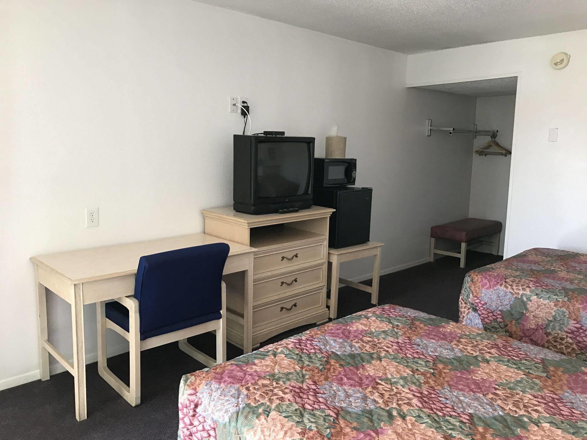 Copper Manor Motel ซิลเวอร์ซิตี้ ภายนอก รูปภาพ